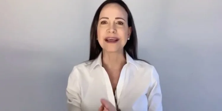 Ganadora del Nobel de la Paz María Corina Machado pide a Honduras “defender cada voto” en las elecciones del 30 de noviembre