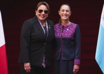Presidenta Xiomara Castro asegura que su gobierno cumple con Honduras en medio de cuestionamientos por índices de violencia, narcoescándalos y nepotismo
