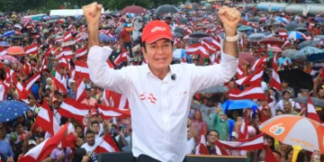 Honduras: Candidato presidencial liberal refuerza su mensaje, golpeado tras nuevos señalamientos de Trump