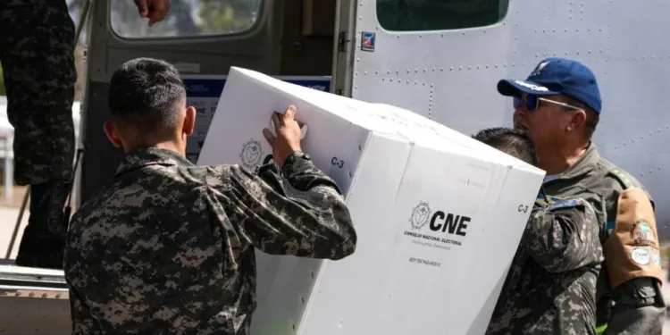 Honduras llega a las elecciones entre denuncias de fraude, tensiones institucionales y la observación internacional