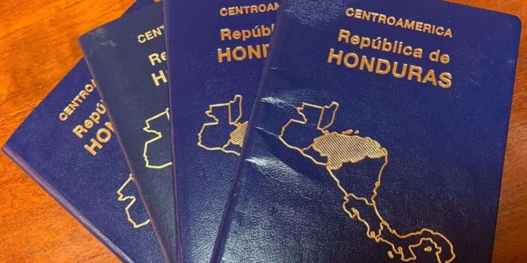 Honduras emite 115 mil pasaportes menos en 2025: autoridades atribuyen la baja a menor demanda