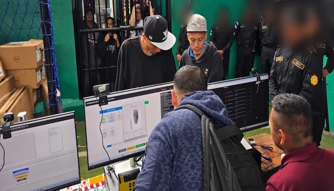 Guatemala aplica registro biométrico en cárceles tras fuga de pandilleros