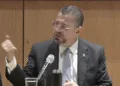Presidente costarricense enfrenta audiencia por beligerancia política 
