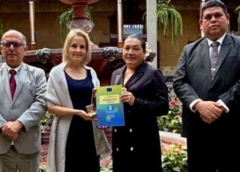 La Unión Europea entrega al TSE de Guatemala informe con recomendaciones para las elecciones de 2027