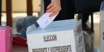 Honduras alerta por falta de documentos de identidad y cambio de centros de votación en víspera de elecciones