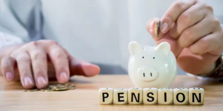 El Salvador adelanta pago de pensiones navideñas: podrán cobrarse desde el 20 de octubre