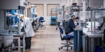 La manufactura lideró exportaciones de Costa Rica con $13,260 millones en 2024