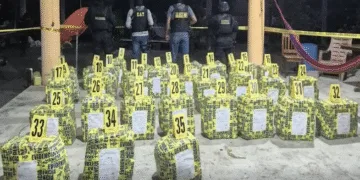 Guatemala incauta 867 paquetes de cocaína en operativos antinarcóticos