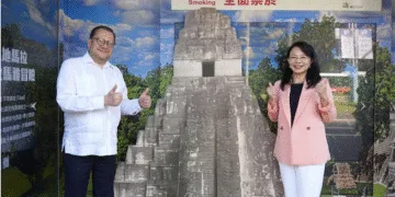 Guatemala promueve el turismo en Taiwán con imágenes de Tikal