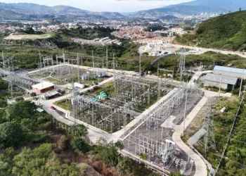 Gobierno de Xiomara Castro acumula deuda de $4,210 millones con generadores eléctricos hondureños