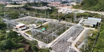 Gobierno de Xiomara Castro acumula deuda de $4,210 millones con generadores eléctricos hondureños