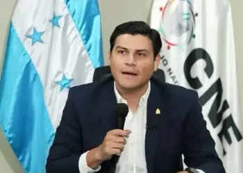 Honduras: Consejero electoral oficialista se apega a la narrativa de Libre y denuncia fraude e injerencia extranjera en comicios