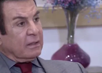 Nasralla denuncia irregularidades en el conteo de votos y señala retrasos en el registro de actas en Honduras