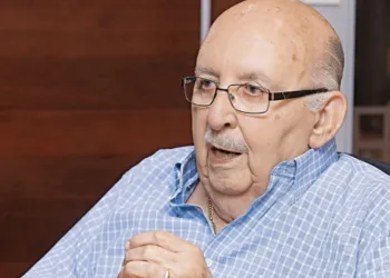 Fallece el empresario Samuel Quirós, pionero de la industria automotriz en El Salvador