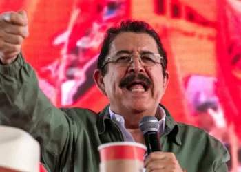 El izquierdista Manuel Zelaya arremete contra Trump y vuelve a denunciar su “injerencia” en elecciones de Honduras