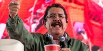 El izquierdista Manuel Zelaya arremete contra Trump y vuelve a denunciar su “injerencia” en elecciones de Honduras