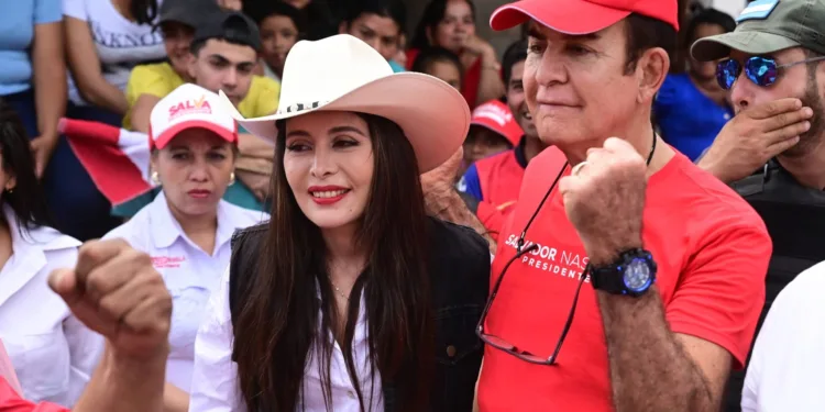 Salvador Nasralla dice que es anticomunista, exige el conteo voto por voto y condiciona reconocimiento de resultados en Honduras