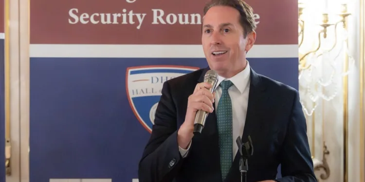 Donald Trump nomina a Troy Edgar como embajador de EE UU en El Salvador