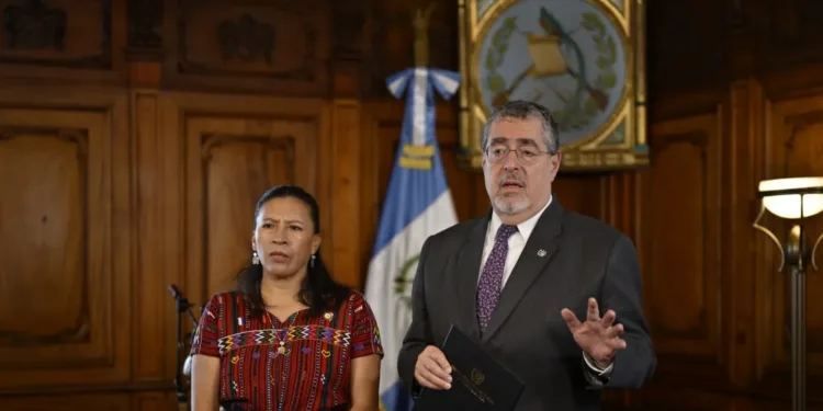 Gobierno de Guatemala oficializa nuevo salario mínimo tras publicar acuerdo gubernativo