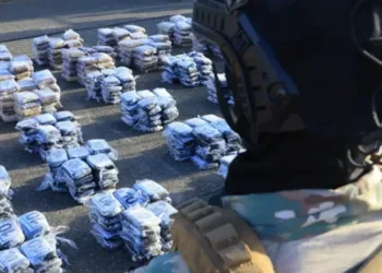 Autoridades panameñas incautan más de 900 paquetes de presunta droga en el Pacífico