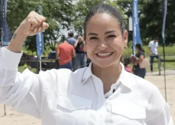 Panamá: Alcaldesa de Arraiján anuncia reconstrucción del mirador tras demolición del monumento chino y críticas del Gobierno