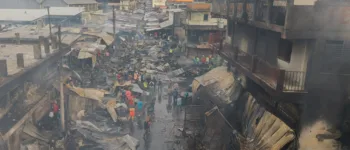 Presidenta de Honduras anuncia reconstrucción del mercado tras incendio en San Pedro Sula