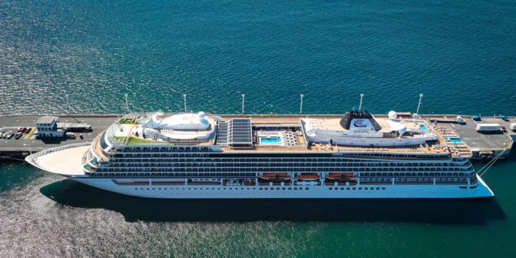 El Salvador supera los 4 millones de turistas internacionales en 2025