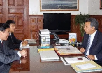 Expresidente ecuatoriano y exembajador chino en Ecuador a juicio por por sobornos en hidroeléctrica Coca Codo