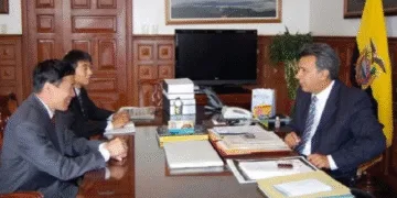 Expresidente ecuatoriano y exembajador chino en Ecuador a juicio por por sobornos en hidroeléctrica Coca Codo