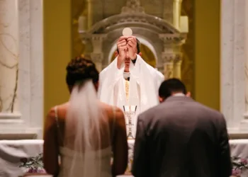 Matrimonios católicos caen 45 % en Costa Rica en las últimas dos décadas