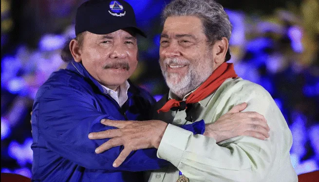 Otro régimen socialista de dos décadas se viene abajo y la izquierda radical se tambalea