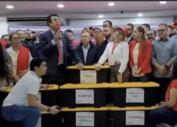 Salvador Nasralla afirma que trabajará con EE UU y restablecerá relaciones con Taiwán si gana las elecciones