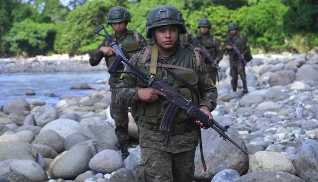 Un oficial del Ejército de Guatemala resultó herido en enfrentamiento con grupo armado mexicano en Huehuetenango