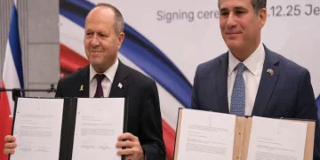 Costa Rica suscribe TLC con Israel orientado a fortalecer la cooperación económica, tecnológica y comercial