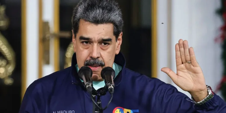Maduro pidió $200 millones y amnistía total en fallido pacto para huir del poder, según fuentes