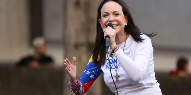 María Corina Machado viajará a Oslo para recibir el Nobel de la Paz pese a amenazas