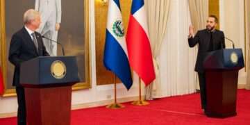 Bukele y presidente electo de Chile abordan seguridad y cooperación bilateral durante reunión en Casa Presidencial de El Salvador