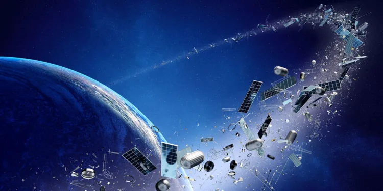 Basura espacial: cada semana reingresa un objeto y crece el riesgo para vuelos comerciales