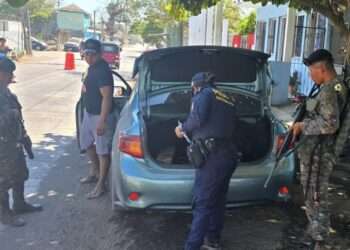 El Ejército de Guatemala se suma hoy a los operativos y allanamientos bajo el estado de sitio