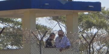 Autoridades guatemaltecas rechazan negociar con pandillas tras disturbios en cárceles y activan control total