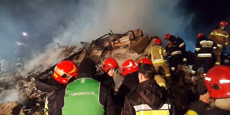 Incendio en bar de Crans Montana deja 40 muertos y más de 100 heridos en Suiza