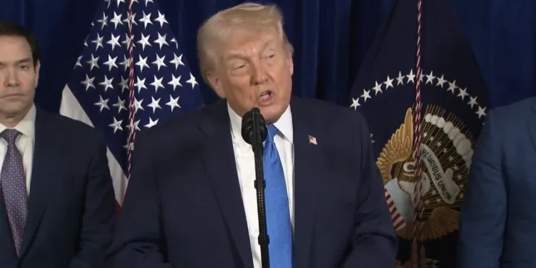 Donald Trump anuncia que EE UU gobernará Venezuela de forma temporal hasta una transición segura