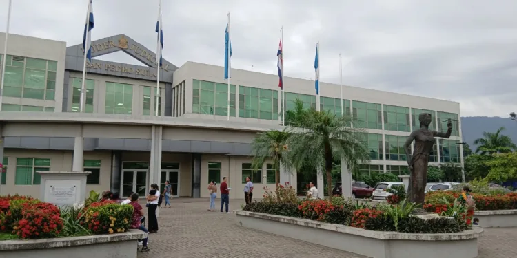 Gobierno de Honduras adeuda casi $38 millones al Poder Judicial, confirma magistrado de la Corte Suprema