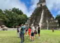 Guatemala rompe récord tras recibir 3.3 millones de turistas internacionales en 2025