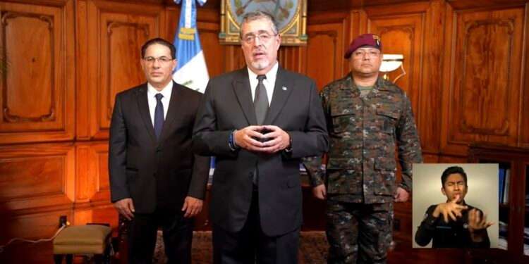 Guatemala decreta estado de sitio y tres días de duelo nacional tras ola de violencia