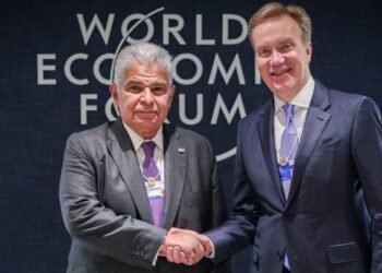 Citi, Maersk y AES expresan interés en inversiones en Panamá tras reuniones con presidente en Davos