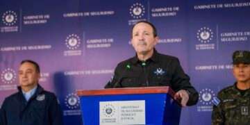 Autoridades salvadoreñas advierten sobre nueva estafa telefónica desde Colombia y descartan presencia de carteles en El Salvador