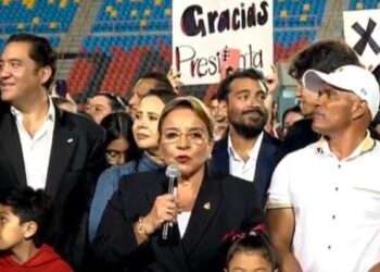 Xiomara Castro desea suerte a Nasry Asfura antes de la toma de posesión en Honduras