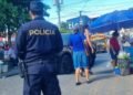 Seguridad destaca como principal logro, pero población percibe aumento del costo de la vida en El Salvador, según sondeo