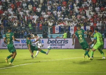 Olimpia conquista su título 40 del fútbol hondureño tras vencer 1-0 al Marathón